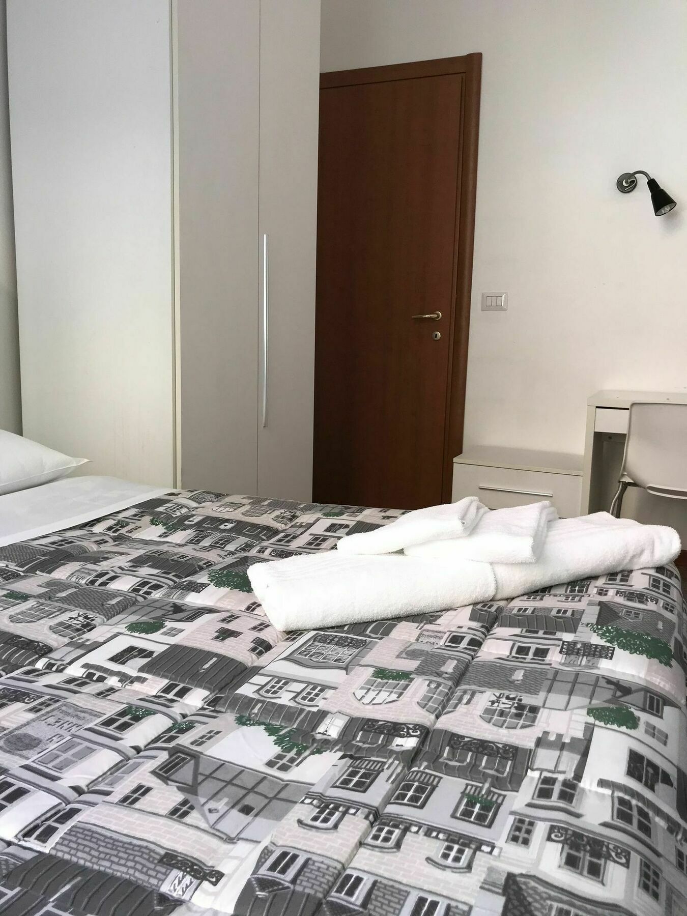 Loreto Elite Milano Экстерьер фото